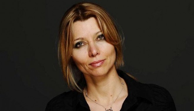 Ünlü yazar Elif Şafak'tan itiraf: Biseksüelim