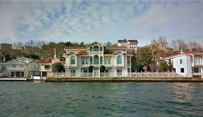 Yeniköy’deki araziyi hangi iş adamı aldı?
