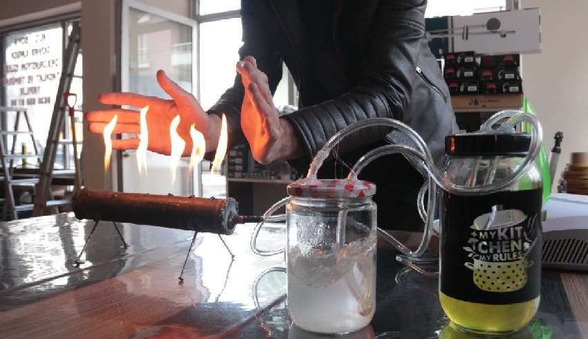 Zamkolik vatandaş mucit oldu: 1 litre benzin ile 1 aylık tüp