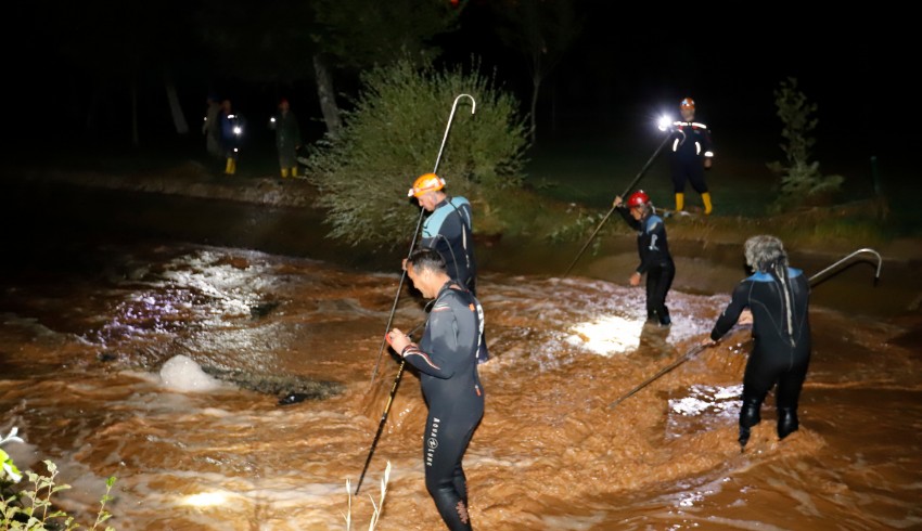 AFAD: Sel nedeniyle 3 kişi yaşamını yitirdi, kayıplar var