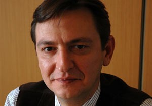 Ünlü PRcı hangi holdinge yönetici oldu?