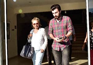 Gazeteci Nazlı Ilıcak böyle gözaltına alındı