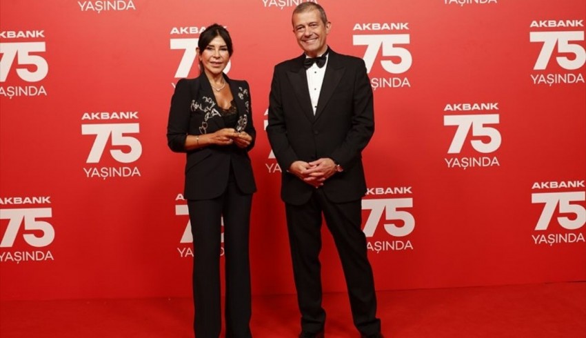 Akbank, 75'inci yılını özel bir galayla kutladı