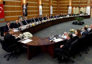 Yeni Başbakan belli mi oluyor?