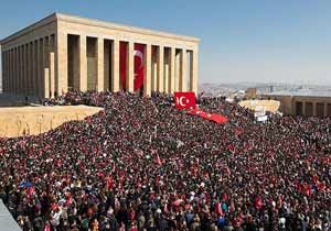 Anıtkabir ziyaretçi rekoru kırdı