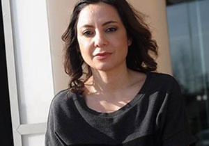 Demirören o yazarı kovdu!