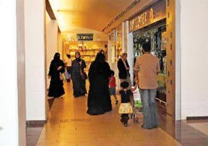 Arapça bilen işi havada kapıyor