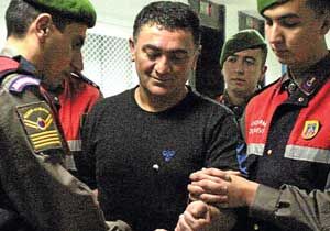 Ve Ayhan Ç. ölüm üçgeninde 