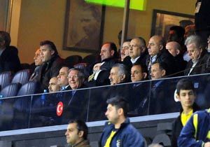 Zico’dan neler çektik yazsam kitap olur