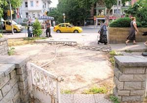 Bağdat Caddesi yıkılıyor, bahçeler otopark oluyor