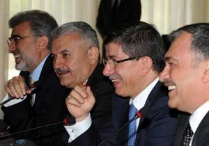 Üç bakan istifa edecek!