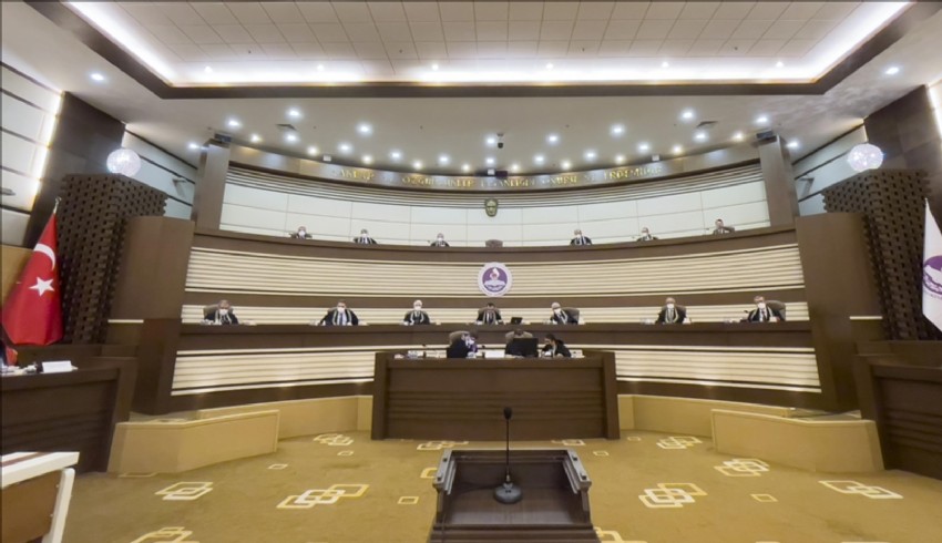 Balyoz davasını onayan eski Yargıtay üyelerinin Yüce Divan'da yargılanmasına devam edildi