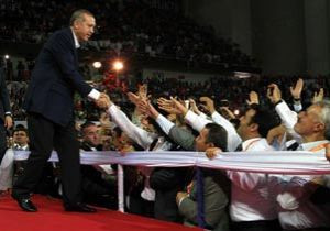 Erdoğan yeniden başkan seçildi ama 68 fire verdi