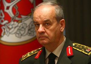 İlker Başbuğ hakkında suç duyurusu