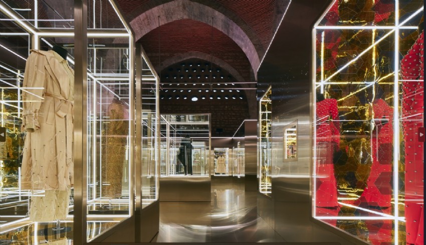 Dünya modasının gözü Beymen'in Golden Opulence Sergisi'nde