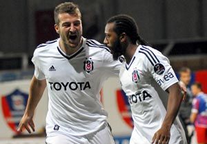 Kartal Niğde'de tur atladı