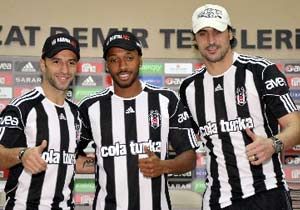 Beşiktaş’a 3 yeni yıldız da yetmedi!