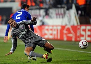 Beşiktaş'a Dinamo Kiev'den ağır darbe