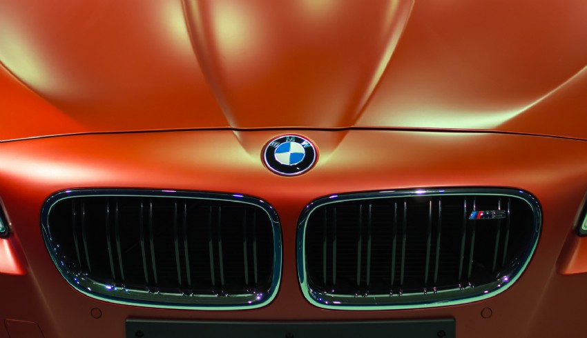 BMW, Türkiye'de ve dünyada kaç otomobil sattığını açıkladı