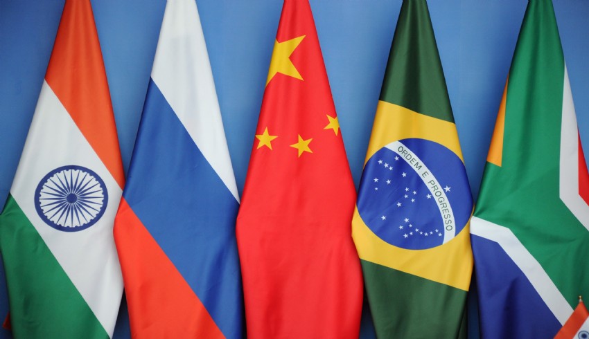 BRICS'ten dolara karşı ortak para birimi hamlesi