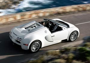 4.3 milyon euroluk Bugatti ilk kez geliyor