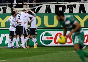 Beşiktaş'tan Bursa'ya 3'lük atış