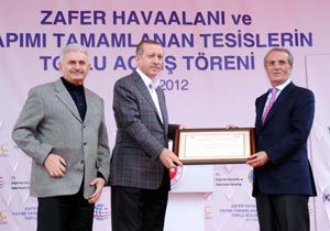 İlk bölgesel hava limanı Zafer Havalimanı açıldı