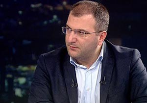 Cem Küçük 3'te 3 yaptı: Doğan'dan o da kovuldu