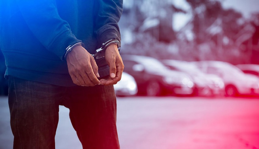 Cezaevinden izinli çıktı: 5 günde 10'uncu kapkaçında yakalandı