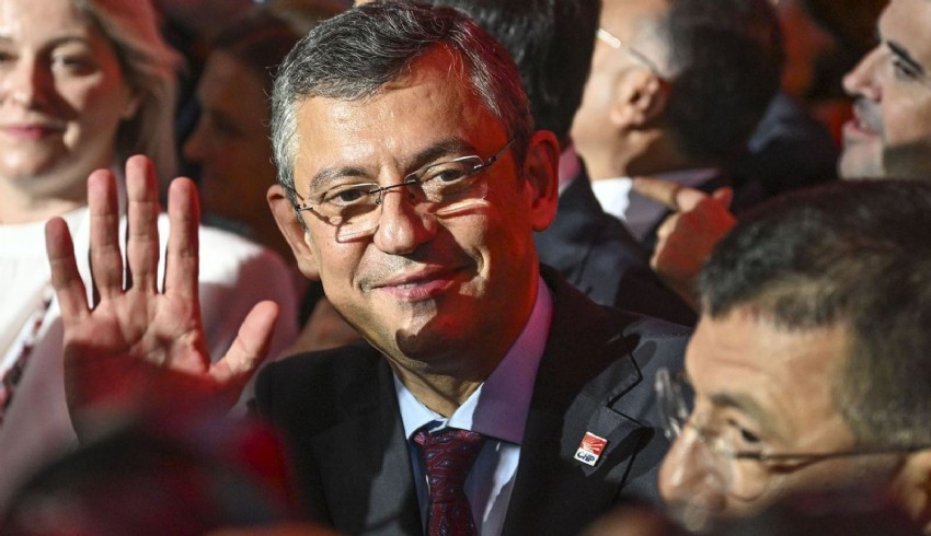 CHP lideri Özel: Öğretmenler bu sıkıntıları hak etmiyor