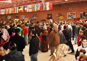 Dev fuar merkezinden bayramlık alışveriş