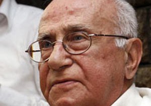 Cüneyt Arcayürek hayatını kaybetti