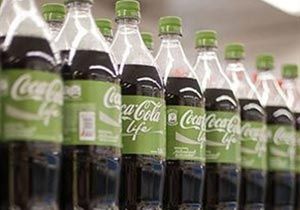 Coca Cola ilk kez renk değiştirdi