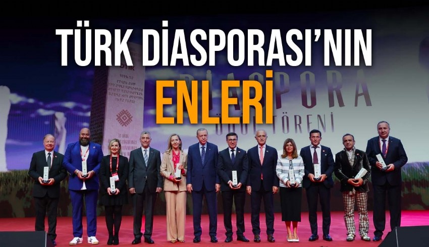 Cumhurbaşkanı Erdoğan'ın da katıldığı Dünya Türk İş Konseyi Kurultayı'nda başarılı isimlere ödül verildi