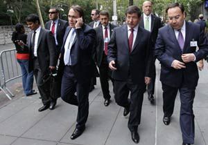 Davutoğlu, 'alçak koltuk' mimarı Ayalon'u dinlemedi