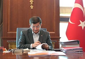 Başbakan Ahmet Davutoğlu ağız değiştirdi