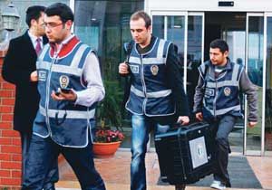 AGB köstebeği deşifre oldu!