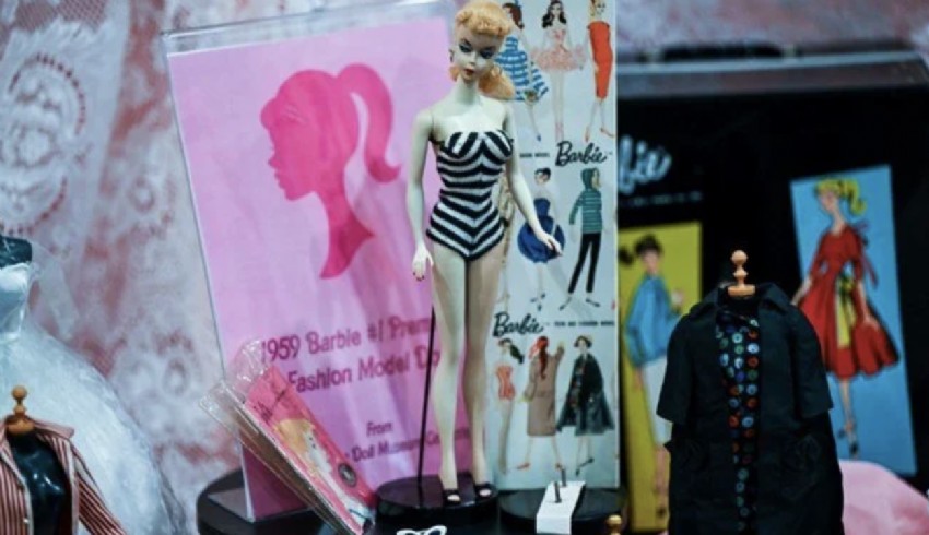 Dünya oyuncak gününde 48 bin dolarlık Barbie