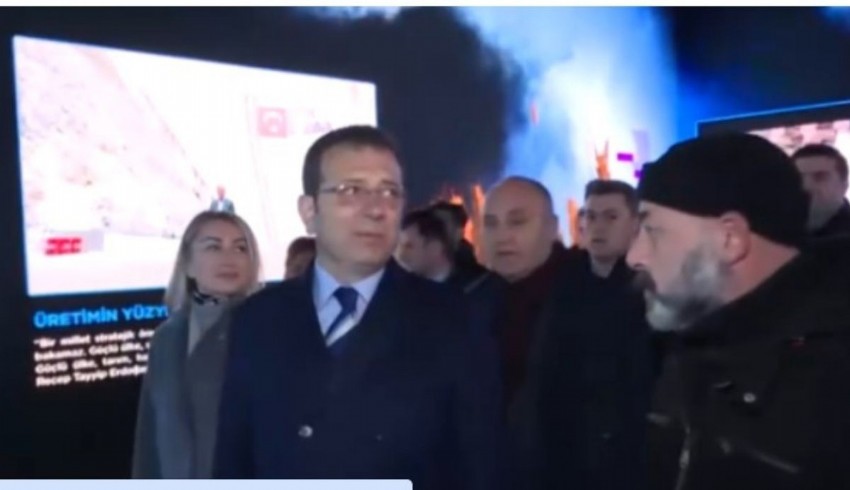 Ekrem İmamoğlu 'Erdoğan Sergisi'ni Gezdi
