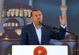 Cuma namazına Erdoğan ayarı: 50 dakika gecikmeli kılındı