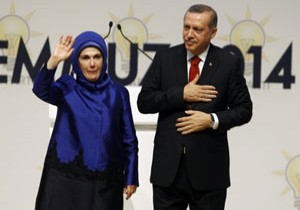 Emine Erdoğan'ın özgeçmişi kafaları karıştırdı