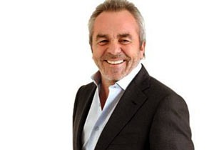 Darbeciler reklamcı Erol Olçak ve oğlunu öldürdü