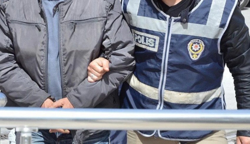 Eskişehir'de 19 yıl önce evde ölü bulunan Cansu'nun babası "cinayet" şüphesiyle tutuklandı