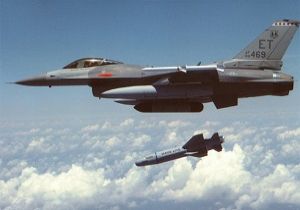 Türk jetlerine atom bombası