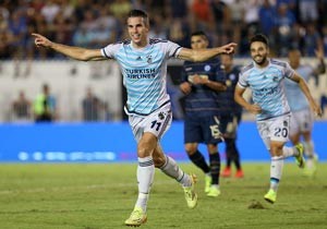 Fenerbahçe tur için avantaj sağladı