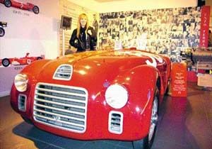 13 Euro'ya Ferrari deneyimi!