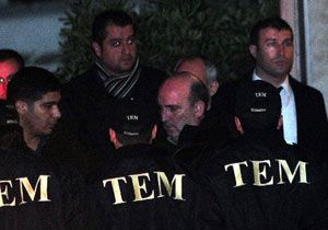 GENERALLER tutuklandı