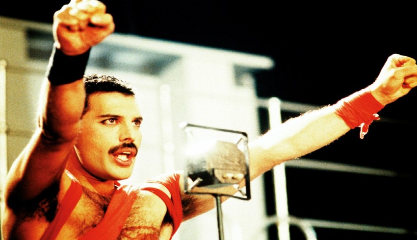 Freddie Mercury'nin koleksiyonu satışa çıkıyor