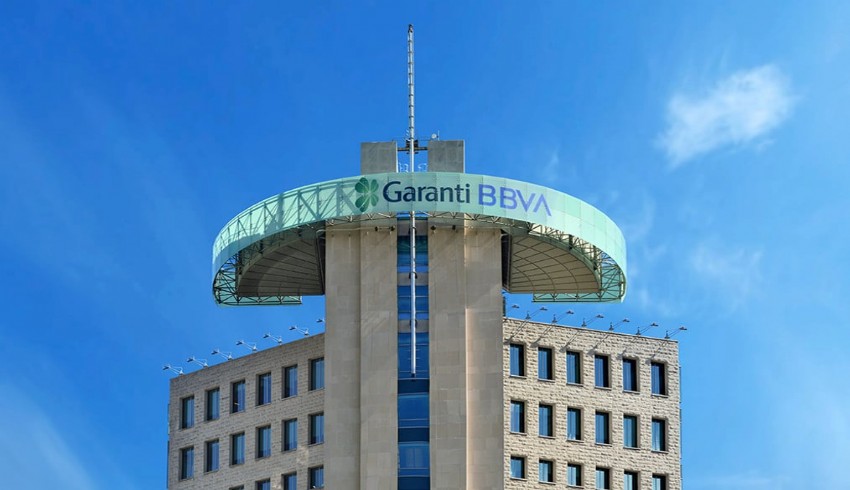 Garanti BBVA'dan dijital kanallardan teminat mektubu ve çek karnesi başvuru hizmeti