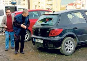 Gökdeniz'in otomobili sözleşme için kurşunlanmış